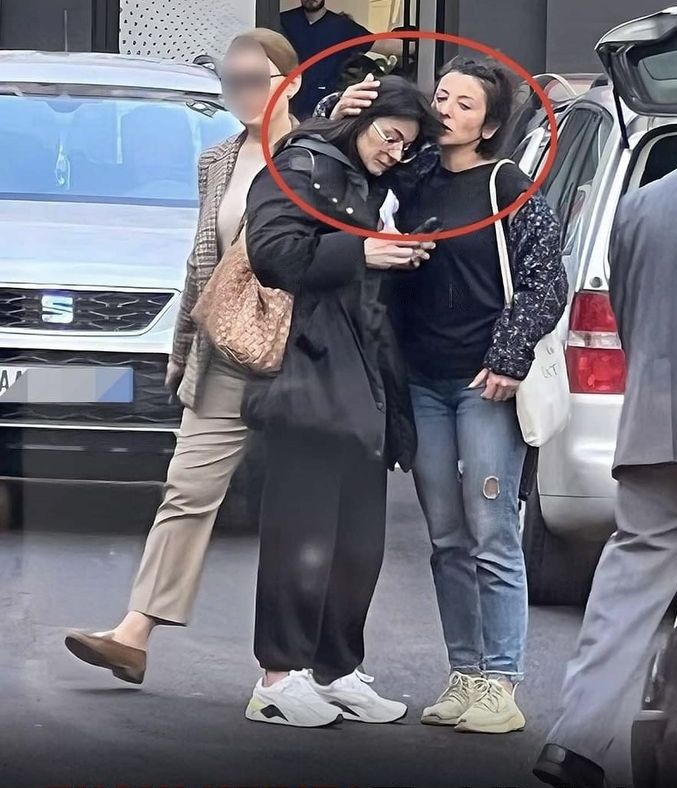 Zhaku sulmohet pasi shau Luizin dhe Kiarën? E rrethon policia, dalin fotot duke qarë