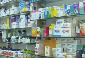 Eduart Curraj , Merita Sheqi , Robert Çina, Razim Hamzaraj dhe të tjerë po mbajnë peng listën e barnave të rimburueshme