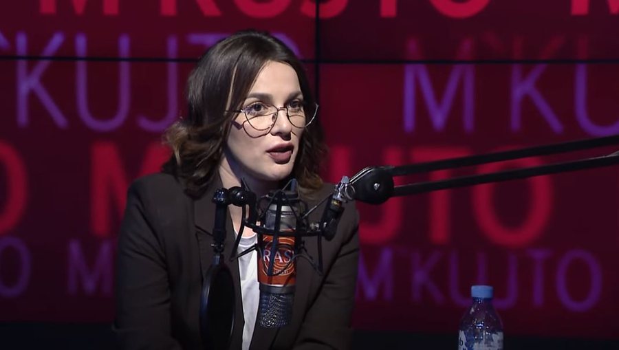 Trondit gazetarja Aida Topalli : Si më kërcënoi motra e Ervis Martinaj