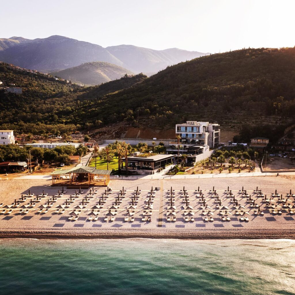 Si e pushtoi Mentor Mezini pronën e banorit në Lukovë dhe ndërtoi Prado Luxury Hotel si Investim Strategjik 