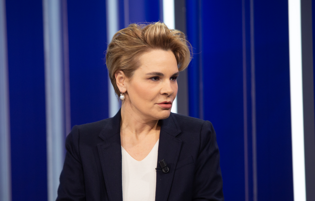 12B22DA9-816D-4E6D-BED5-DB5F7F4D2DDB