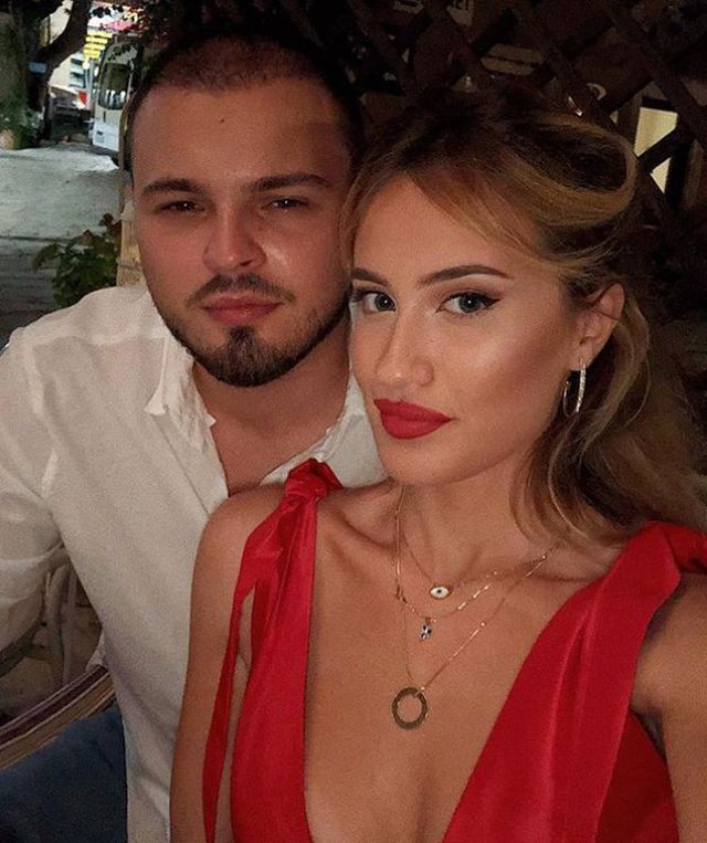 5CAD173B-49EC-4D64-911D-D12999027E6D