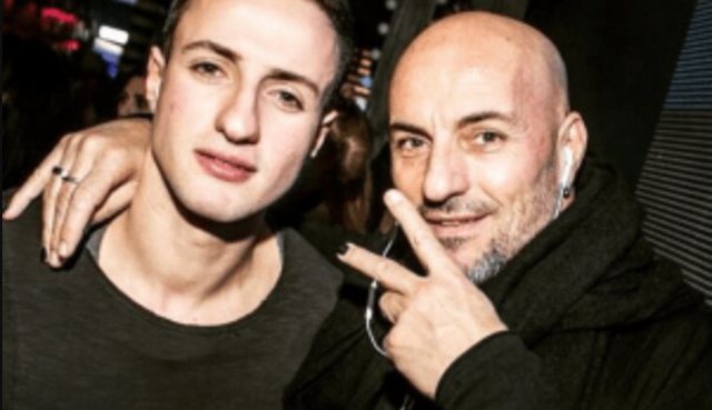 B29B98D2-ADA6-43F6-A23B-174486E3D9BE