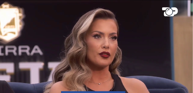 C1A61D6C-7455-420E-86F3-C028E3D8226D