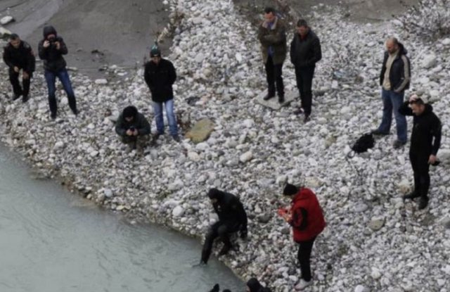 C3D1BBA9-E767-47BC-B101-B07E606518B3