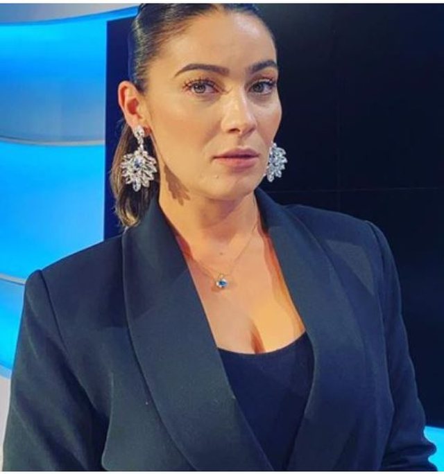 D0B911D6-1744-41AE-9FFB-505B02639ABB