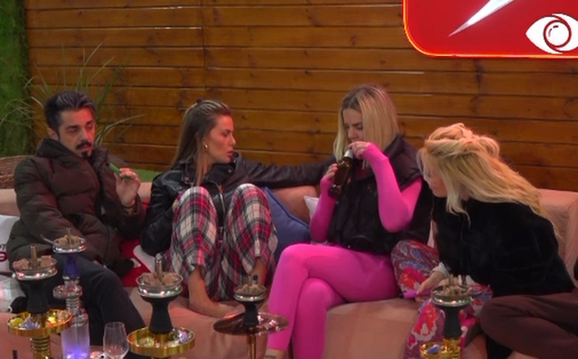 D5CDE897-C75A-4F09-BD8E-C48CB6A97B22