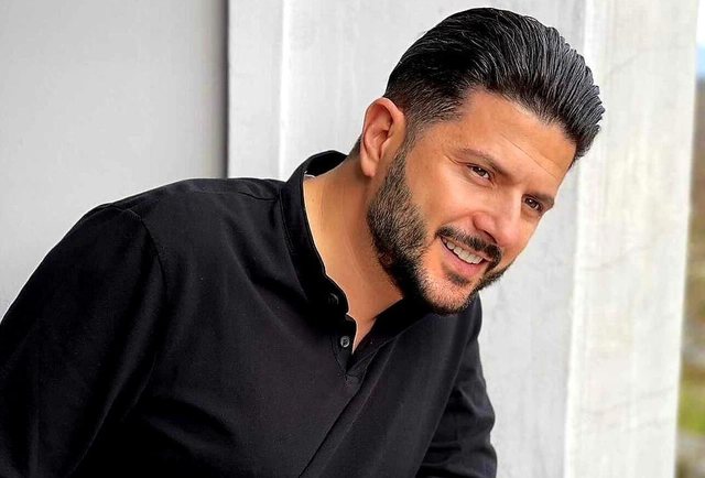 F81196A4-9188-4C5F-976C-380BCC0D6344