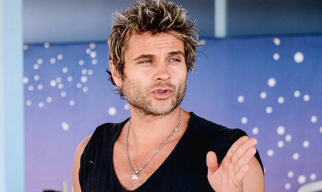 074D6D6D-DF59-4D3A-B10F-0932C91607A4