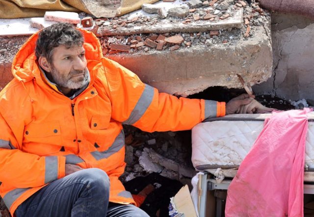 126356D5-8BE7-4403-90CB-3830EE1751CD