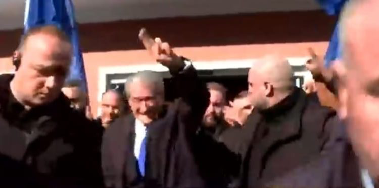 1562F179-BD32-43C0-B71C-52A113F41C46