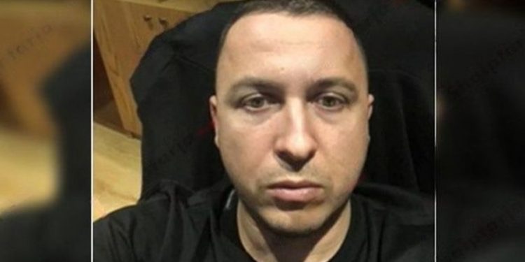 28573E3F-F909-412F-A4BA-8C57B64B3193