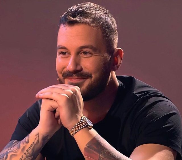 333D5B5B-345F-4B47-933C-636083DA4985