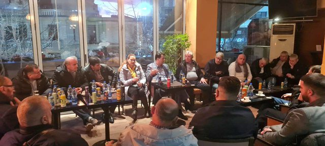 AE1F188C-146E-4340-9413-2E1F537CF78C