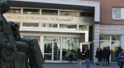 4EB62D72-EE47-42E6-9C9A-5143C1FEB204