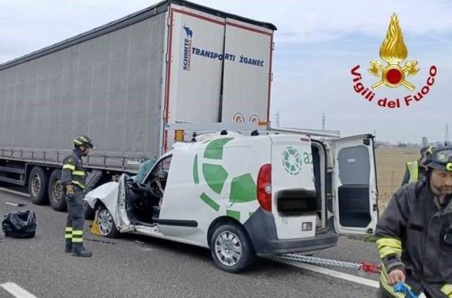 00B18529-C130-4829-84A9-F6AD6C60F5CF