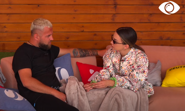 05212143-8051-4DC6-8507-4EB629B0BEBF