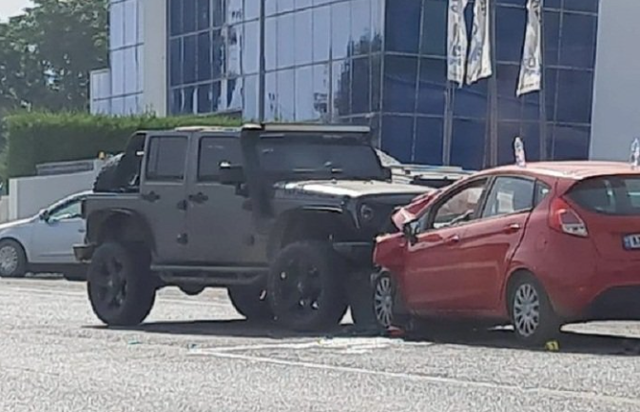 -640-0-9-9-1-1681823189