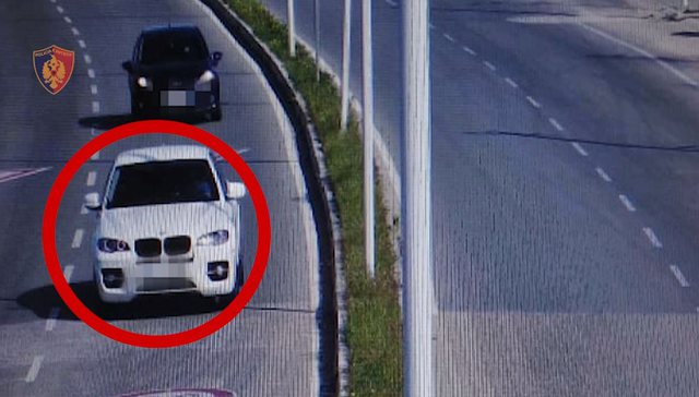 75DCE670-66EC-4EF1-8C6A-90BB592D45D9