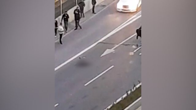 FF724D8D-6D9A-426D-B6E2-0CE5FA09068E