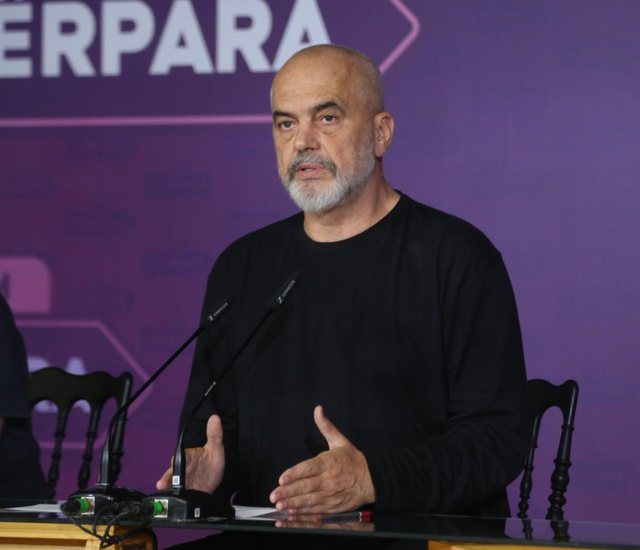 3B63B2C1-6D75-45C5-803D-FE52535B16AE