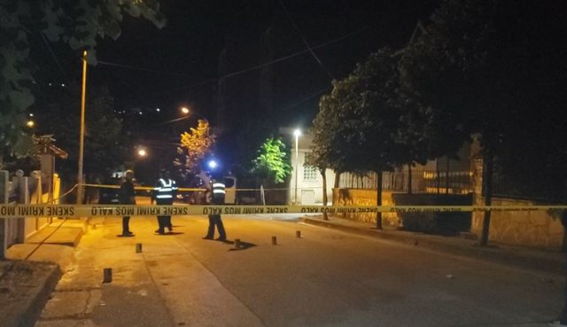 -640-0-f66f5c49d712b4e48e711a70dc3e60af