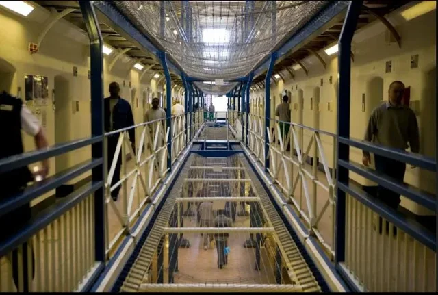 999BC62B-E0F3-4F5A-8AE6-4A52B3621A29