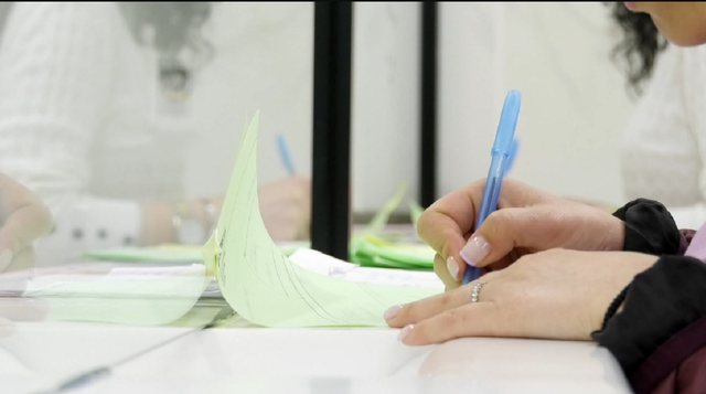 EB72C315-FBA5-453D-B06A-E3E265AD5BDD