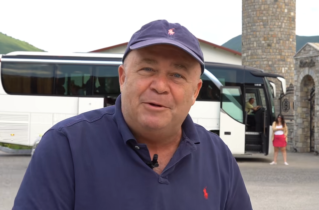 13D73412-01F8-489E-85DB-B0681BC1D341