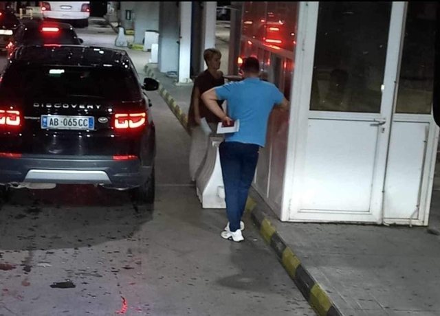 -640-0-1693224296ximg-5803-733