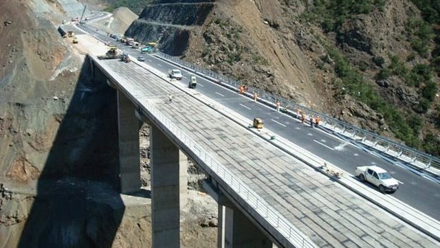 -640-0-rruga-e-arbrit-1700479044