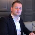 -640-0-wsegwqegwgg-1701447952