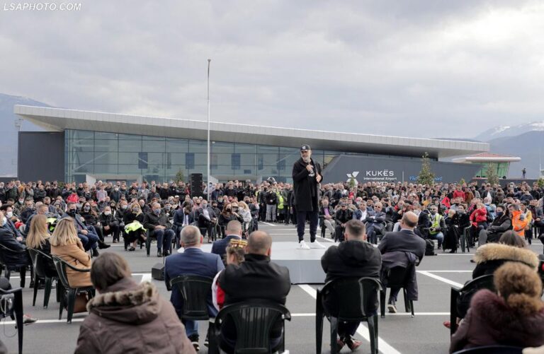 0C4C1372-167F-4842-B847-45D653EF5F72