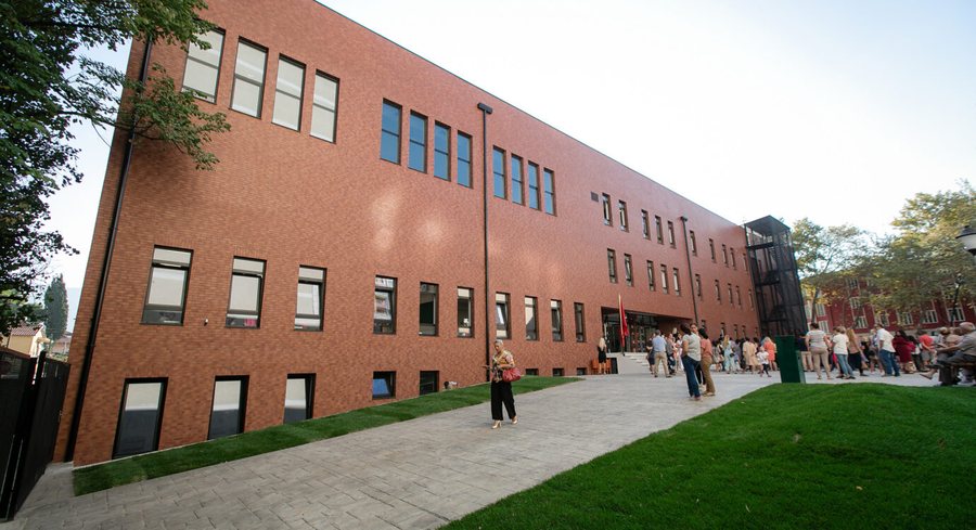 -900-0-1725862654xshkolla-965