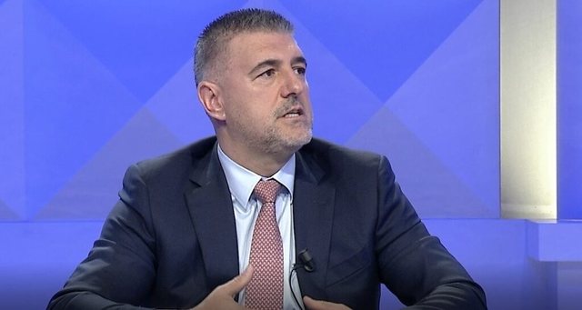 -640-0-drejtori-i-krimeve-1024x546-1731618343