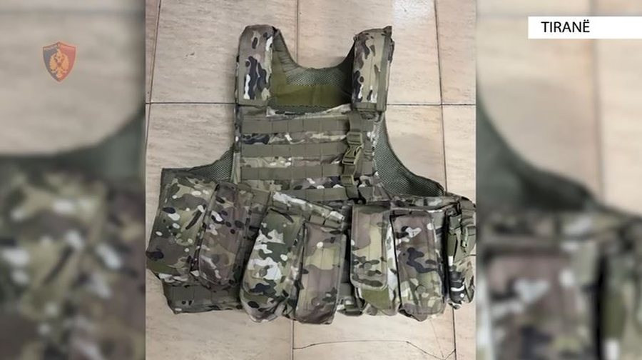 -900-0-1732459877xfhgjpg-776