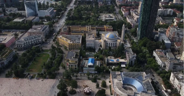 -640-0-26240f559d6bbed676a467604f9d8673