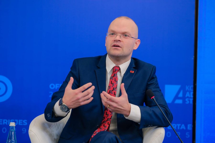 auto_AULONI1741950081