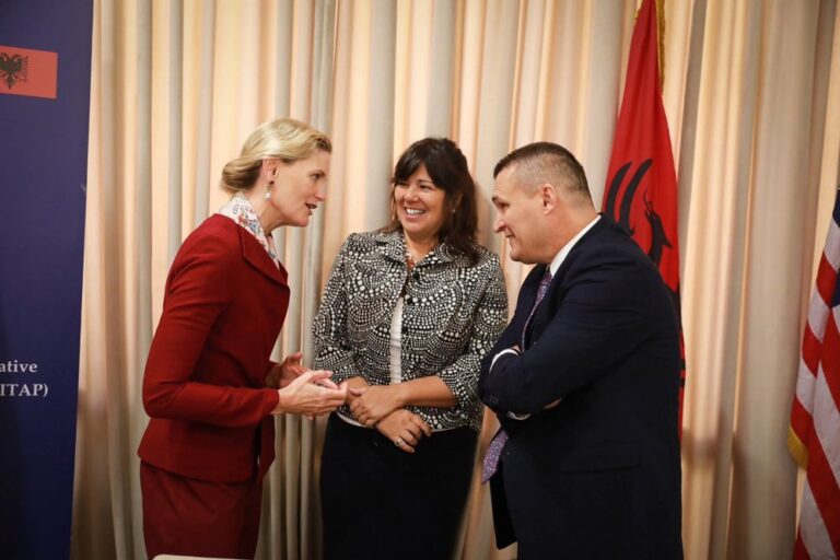 -1000-0-1757510345xfb-img-1757510033264-415