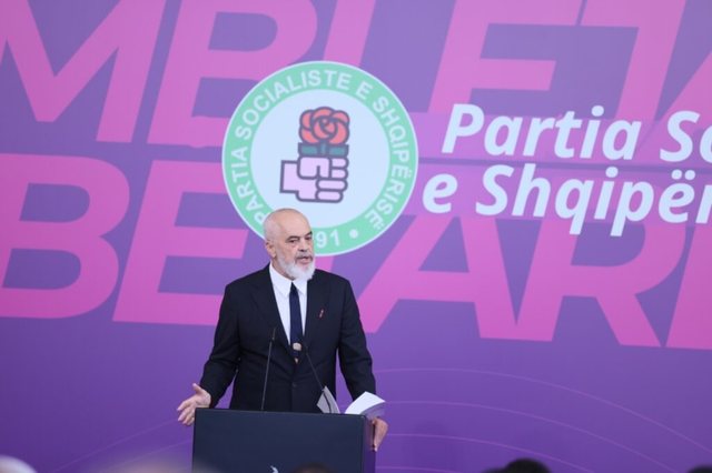 -640-0-edi-rama5-1024x682-1757586916