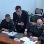 -900-0-1761902007xveliaj-ne-kushtetuese-360