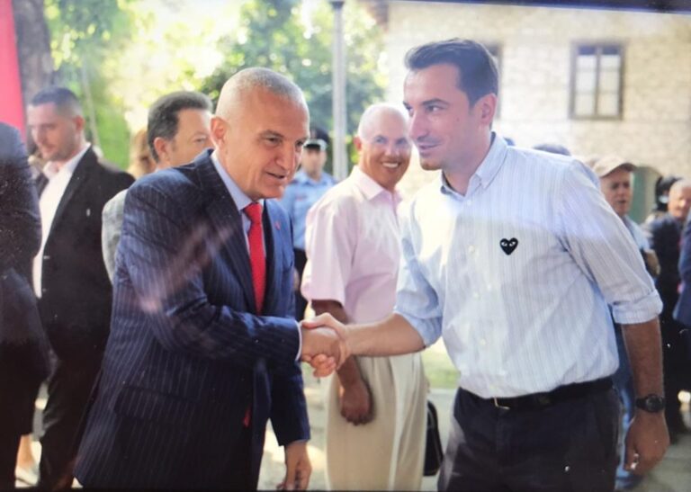 metaveliaj-1761634743