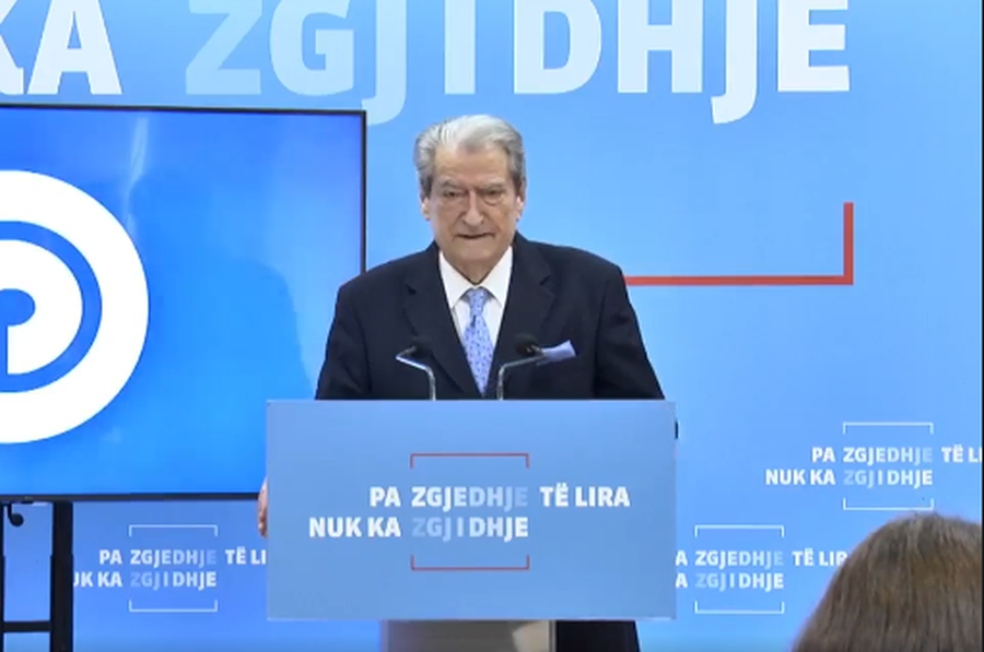 -900-0-1764073046xfgtgpng-305