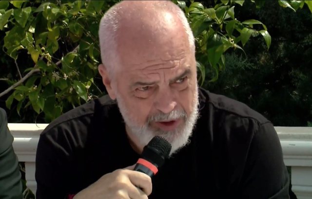 -640-0-8e236cbd03bb1b039260b8775d7e80db