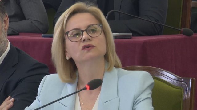 -640-0-900-0-1739350027x12-shkurt-dita-jone-cl-0003-frame-28409-205-1775205105