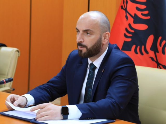 -640-0-erge4g332333-1703266423