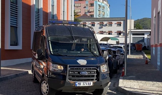 -640-0-elbasan-polici-kontrolle-1777709323