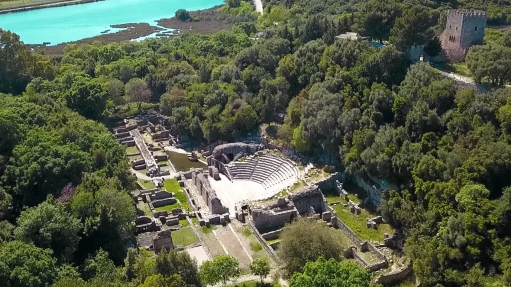teatri-i-butrintit-1_sd