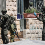 -640-0-forcat-izraelite-kryejne-nje-bastisje-ne-anata-ne-bregun-perendimor-te-pushtuar-nga-izraeli-1788889819