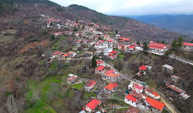 -640-0-greek-village-credit-greek-reporter-2-1789767751